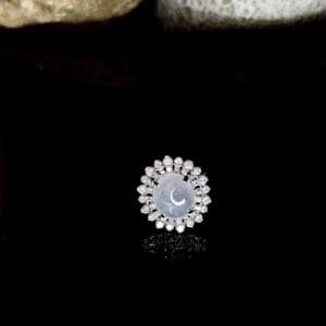 Nhẫn Bạch Ngọc Nếp Băng Ánh Tím đính kim cương