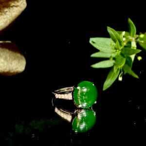 Nhẫn Phỉ Thuý Lục Đế Vương