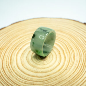 Nhẫn Ngọc Cẩm Thạch Tự Nhiên Bản Vuông 14 - araca.vn