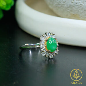 Nhẫn Đính Ngọc Lục Bảo