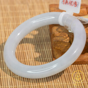Vòng Ngọc Phỉ Thuý Type A Bạch Ngọc NI 57.5 9 - araca.vn