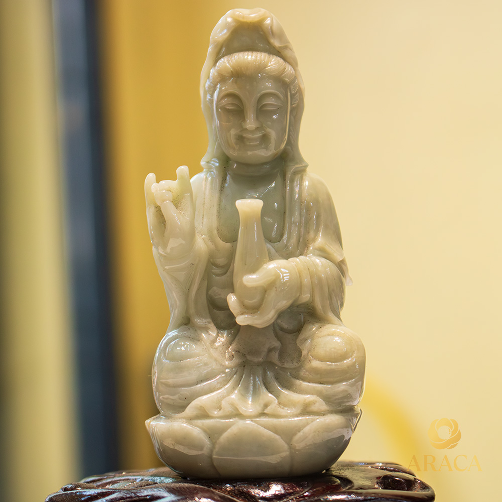 Tượng Phật Mẹ Quan Âm - Ngọc Pakistan 10cm Tượng Phật Mẹ Quan Âm - Ngọc Pakistan 10cm - araca.vn