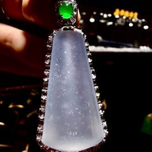 Mặt Dây Chuyền Phỉ Thuý Vip Muna