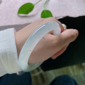 Vòng Ngọc Phỉ Thuý Type A Bạch Ngọc NI 55-56 11 - araca.vn