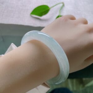 Vòng Ngọc Phỉ Thuý Type A Bạch Ngọc NI 55-56 13 - araca.vn