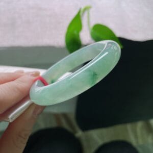 Vòng Ngọc Phỉ Thúy Type A Xanh Lý Táo Non NI 52-53 11 - araca.vn