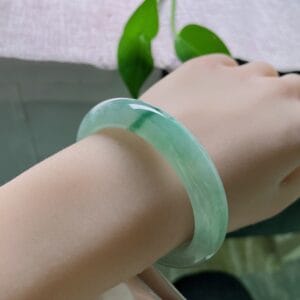 Vòng Ngọc Phỉ Thúy Type A Xanh Lý Táo Non NI 52-53 7 - araca.vn