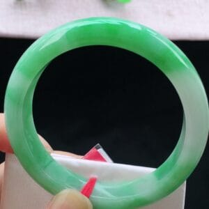Vòng Ngọc Phỉ Thúy Type A Xanh Lý NI 56-57 27 - araca.vn
