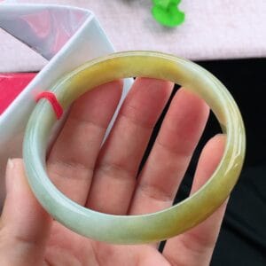 Vòng Ngọc Phỉ Thuý Type A Hoàng Phỉ NI 64-65 19 - araca.vn