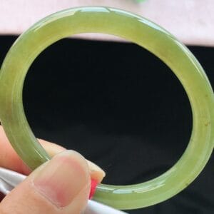 Vòng Ngọc Phỉ Thuý Hoàng Trà 51-52