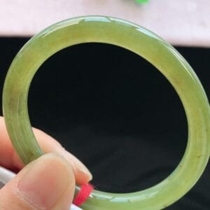 Vòng Ngọc Phỉ Thuý Hoàng Trà 51-52 15 - araca.vn