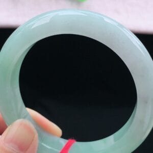Vòng Ngọc Phỉ Thuý Type A Bạch Đới Thanh NI 60 11 - araca.vn