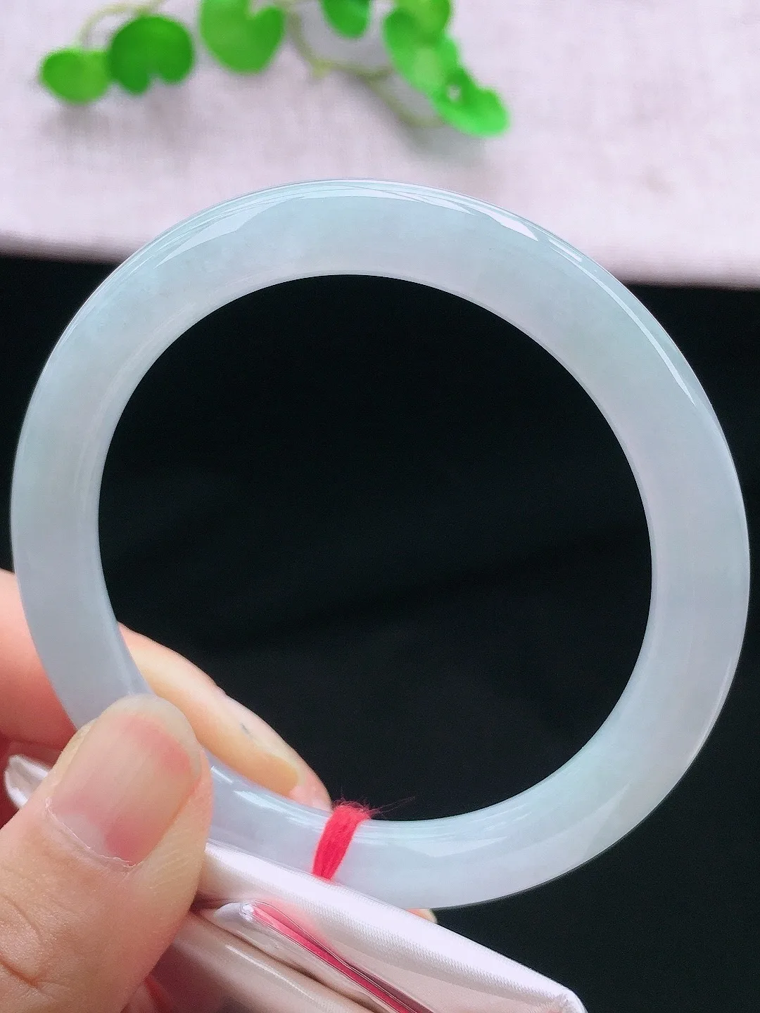 Ngọc cẩm thạch có chứng thư giám định