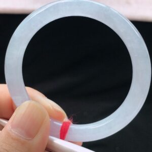 Vòng Ngọc Phỉ Thuý Type A Bạch Ngọc Bản Đũa NI 57-58 13 - araca.vn