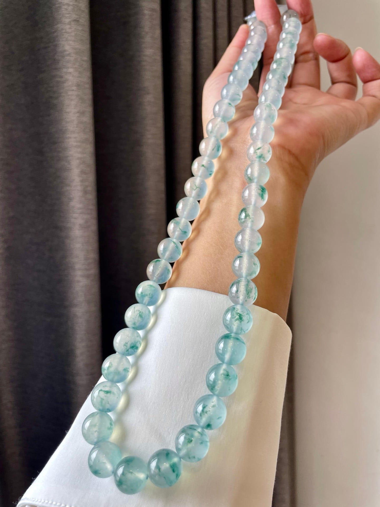 Chuỗi Vòng Cổ Phỉ Thuý Hoa Bay Vip A