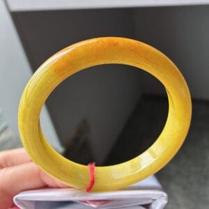 Vòng Ngọc Phỉ Thuý A Cam Hoàng Phỉ 11 - araca.vn